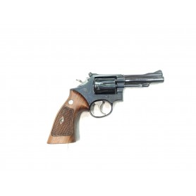 Revolver SMITH WESSON 15-3 + cacha anatómica - Armeria EGARA